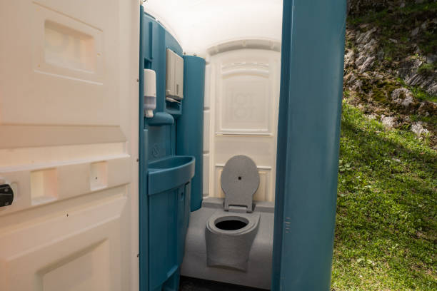 Best High-end porta potty rental  in Winfield, AL